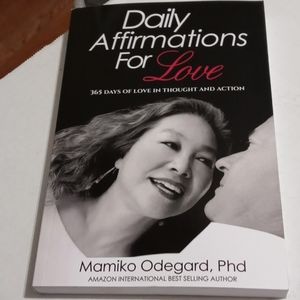 Daily Affirmations for Love Book